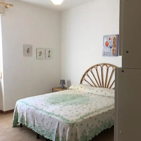 Apartment Nel Centro Di Santa Teresa Gallura
