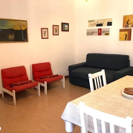 Nel Centro Di Santa Teresa Gallura